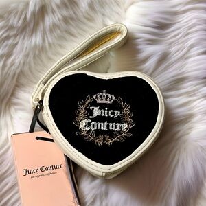 New! Juicy Couture “Royal Couture” Heart Zip Wristlet in Licorice Velour (NWT)
